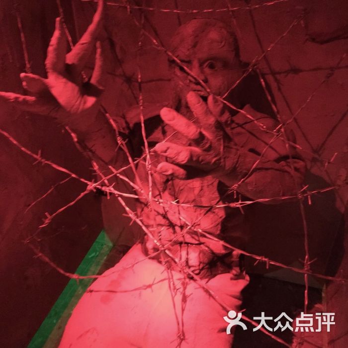万圣节鬼屋图片大全_万圣节鬼屋2_万圣节鬼屋长什么样