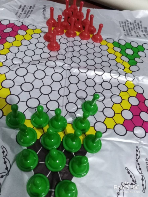 跳棋智慧对决：策略游戏的魅力