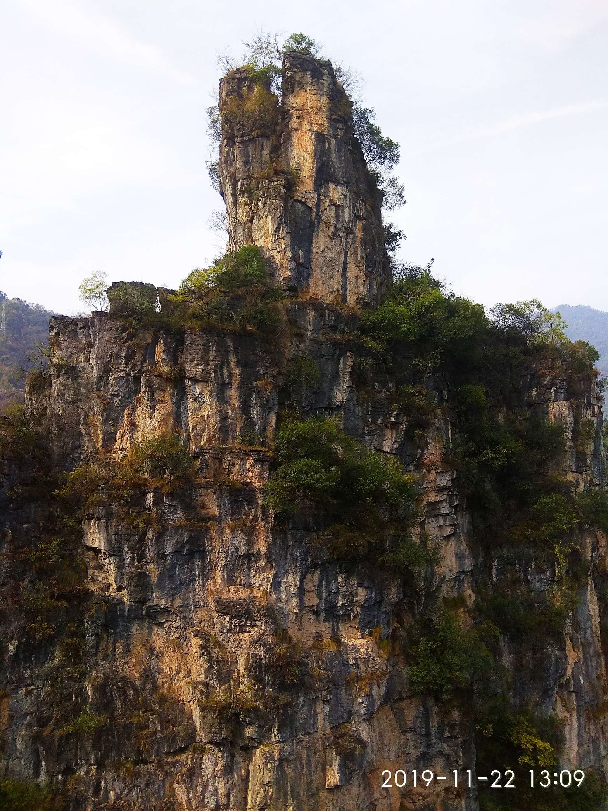 千岩_万语千岩小说_千岩牢固