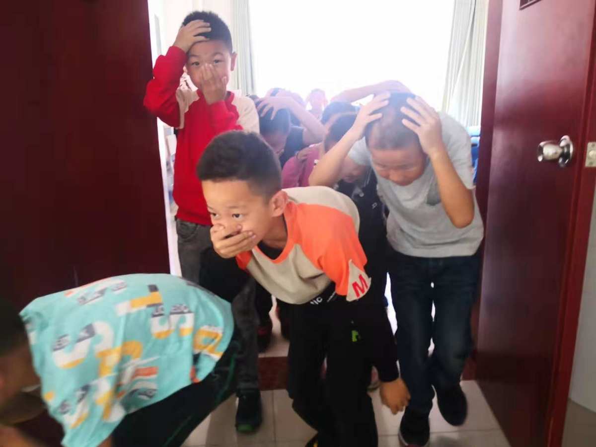 绝地逃生_逃生绝地求生_逃生绝地生国际服