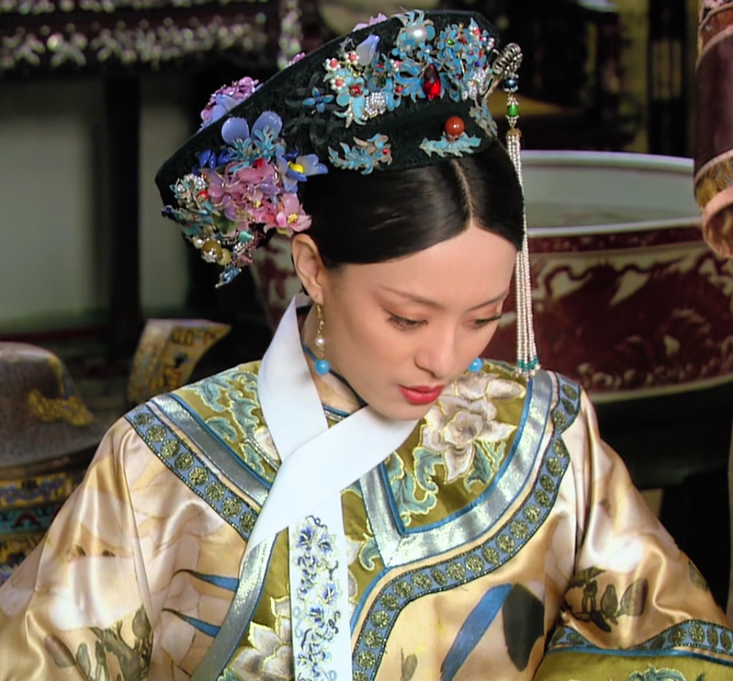 玩转甄嬛传_甄嬛传换装小游戏_甄嬛换装传游戏小程序