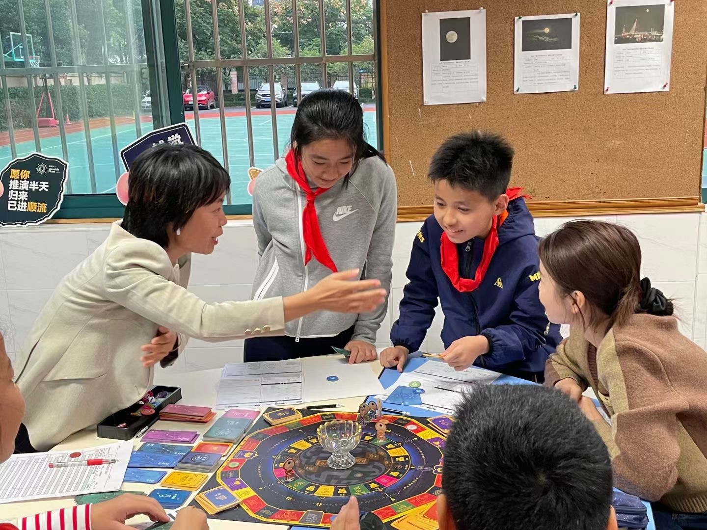 小学生模拟器_模拟小学生中文版游戏_手机游戏模拟小学生下载