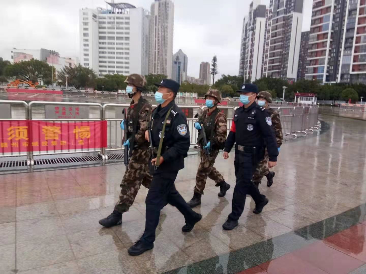 好玩的警察游戏手机版_警察类型游戏_手机上好玩的警察类游戏