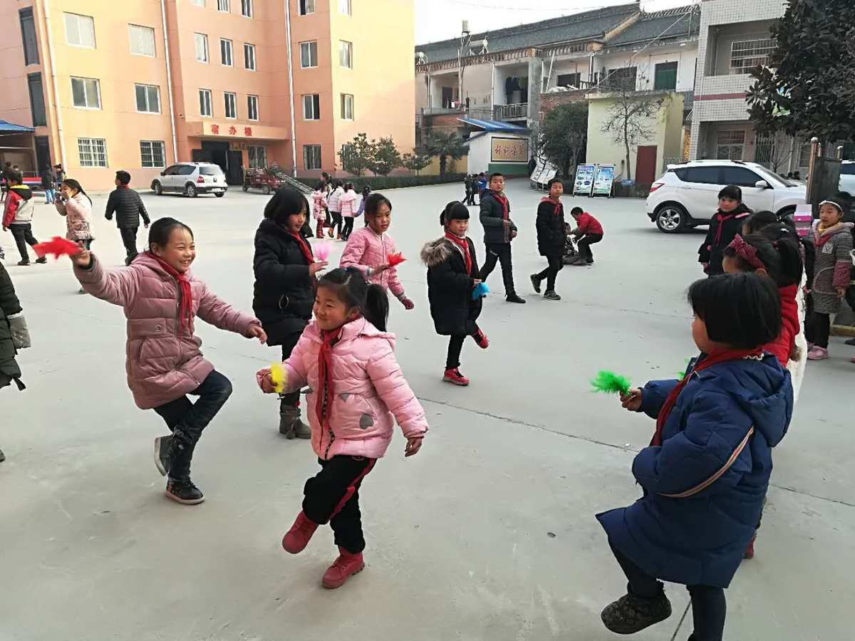 社团好玩的小游戏_手机游戏社团_适合社团活动的小游戏