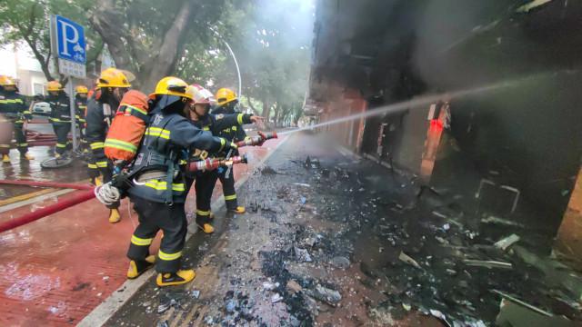 指挥消防手机游戏怎么玩_消防指挥官小游戏_手机消防指挥游戏
