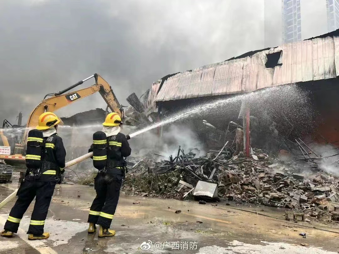 指挥消防手机游戏怎么玩_手机消防指挥游戏_消防指挥官小游戏