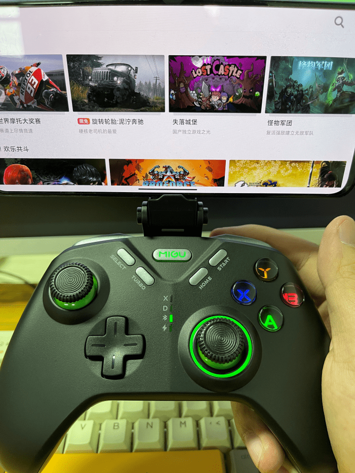 用手柄玩的vr手游_vr手柄打游戏_手机玩vr游戏要手柄么
