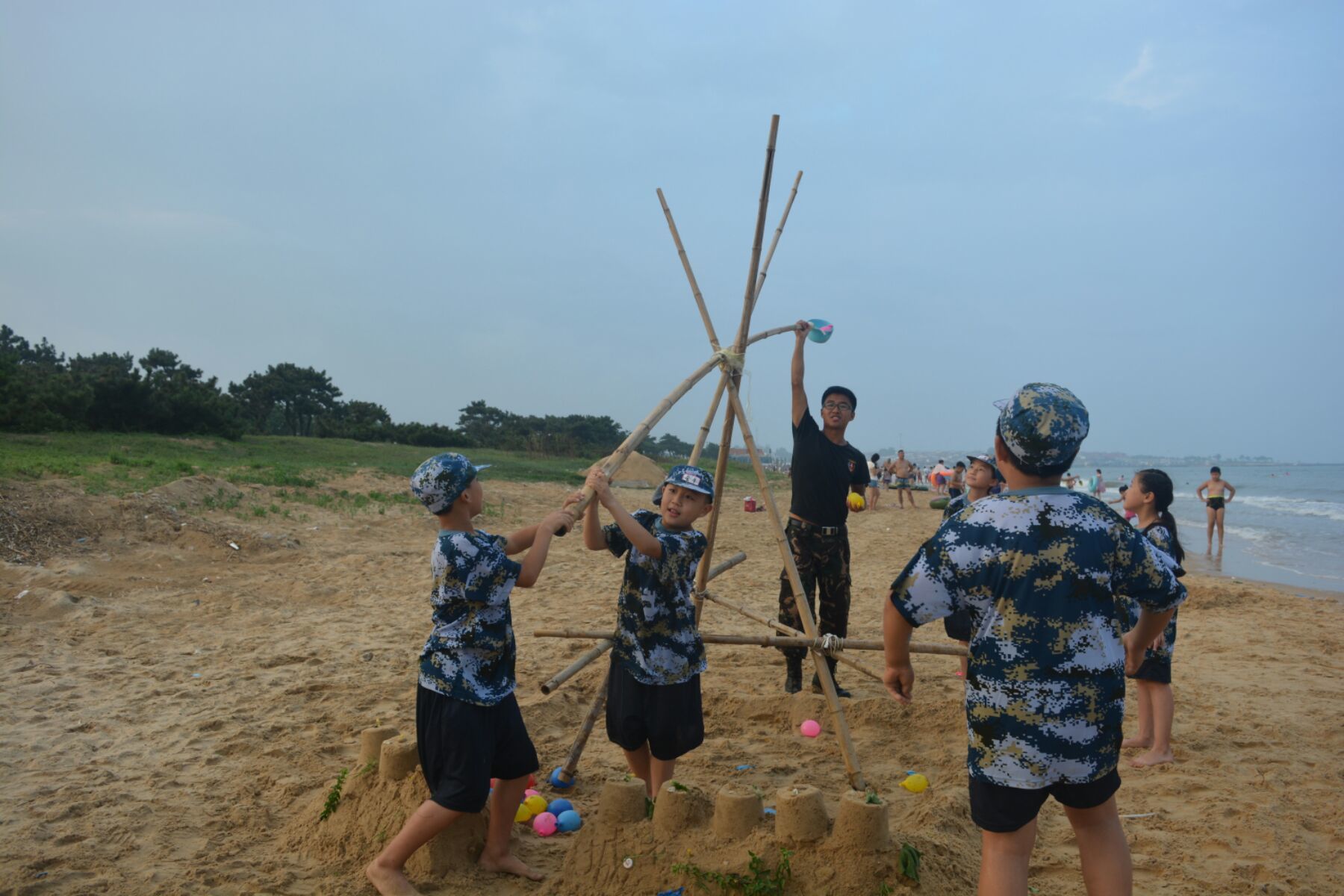 手机游戏小小射手_小小射手画个武器_我要玩小小射箭手