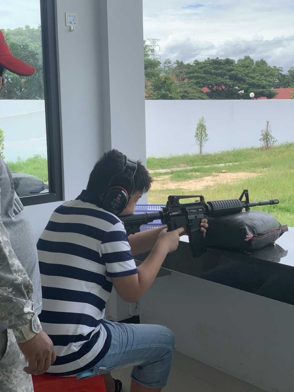 解压的射击游戏_解压射击小游戏_手机射击游戏解压