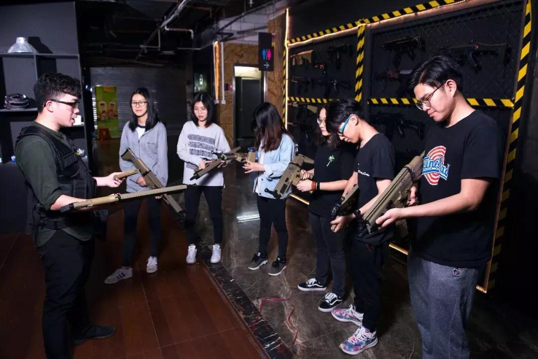 代打软件游戏_真人代打手机游戏软件_真人快打游戏第五代手机