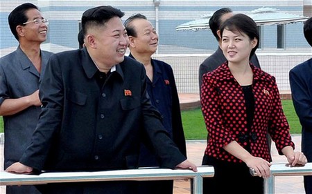 朝鲜美女三剑客-朝鲜美女大PK：典雅高贵VS清新可爱，谁才是