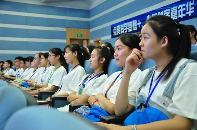 校园游戏手机版_校园风格游戏_手机校园风游戏