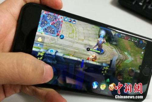 手机玩游戏影响流量吗吗_用流量玩游戏会卡吗_流量玩影响手机游戏速度吗