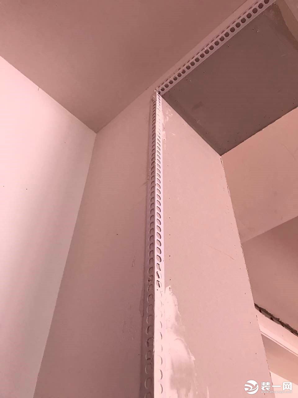 阳角条装修效果图_室内装修阳角条_阳角装修