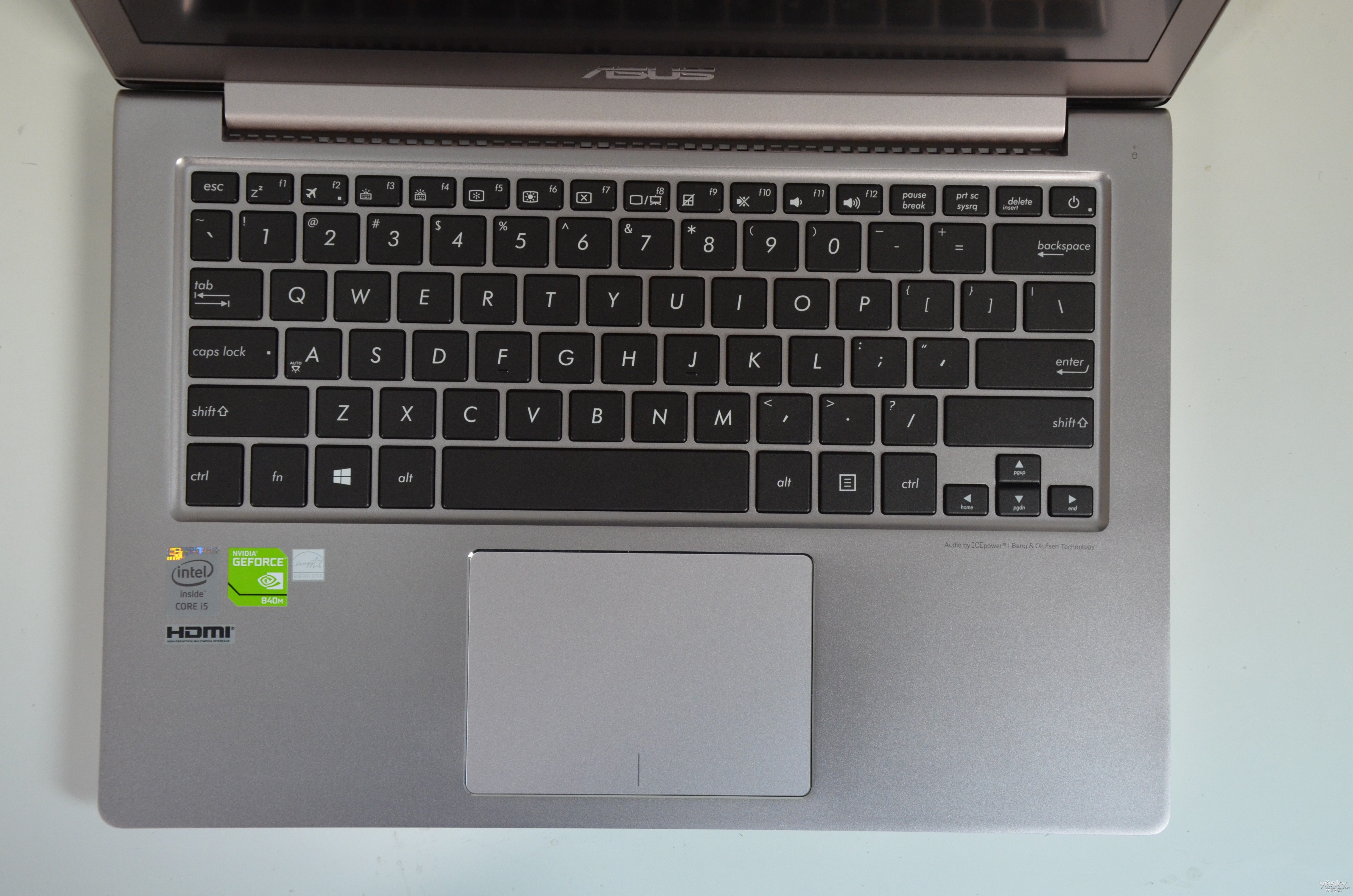 电脑键盘打出数字_电脑数字键打不出数字_电脑数字键打出来的是符号