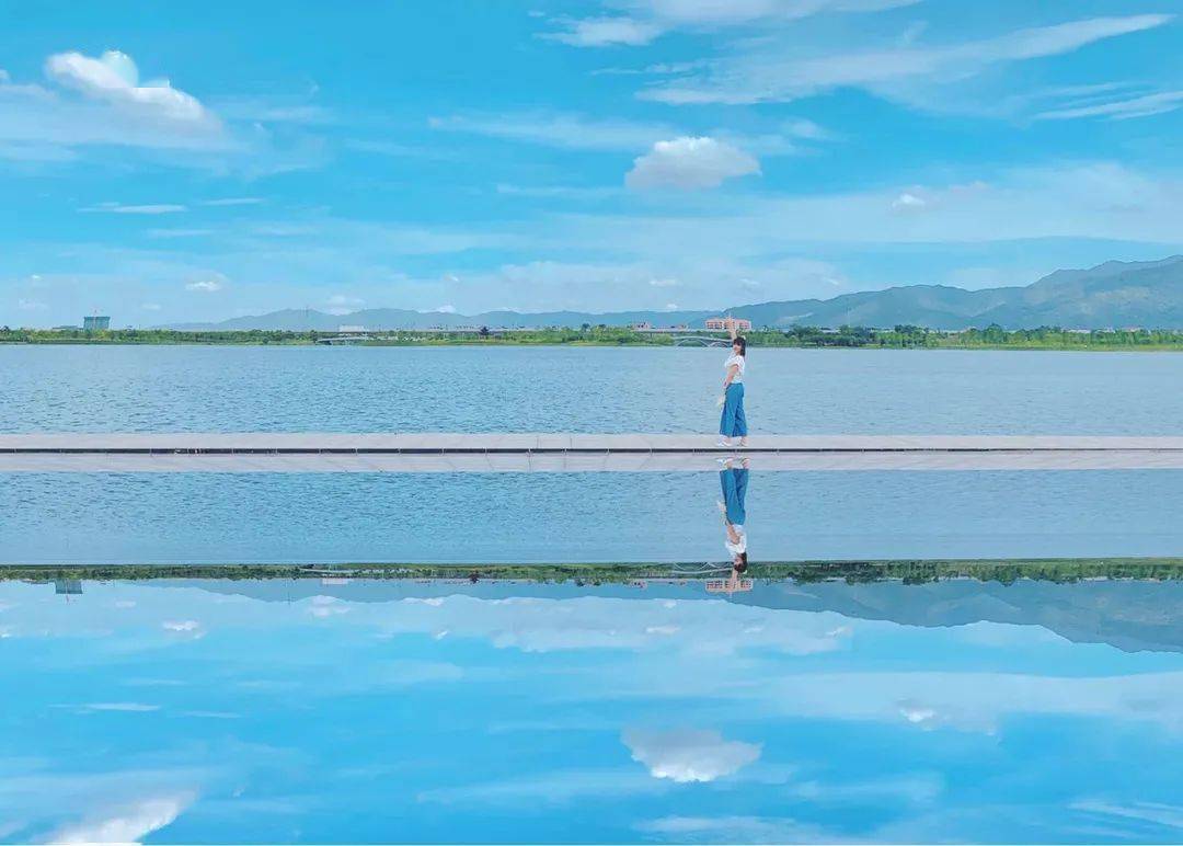 手机游戏镜子_镜子游戏中心_镜子手机游戏破解版