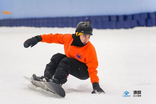 手机游滑雪游戏_滑雪游戏手机版_滑雪游戏安卓