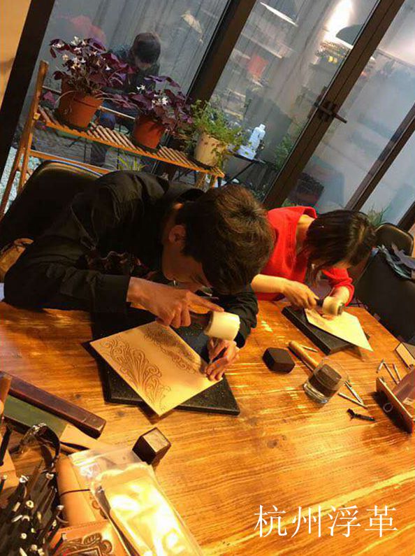 模拟经营手机游戏大全_手机游戏 经营模拟_模拟经营手机游戏破解版