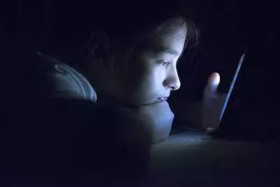 限制手机玩游戏_手机上怎么限制打游戏_打游戏被限制了怎么办