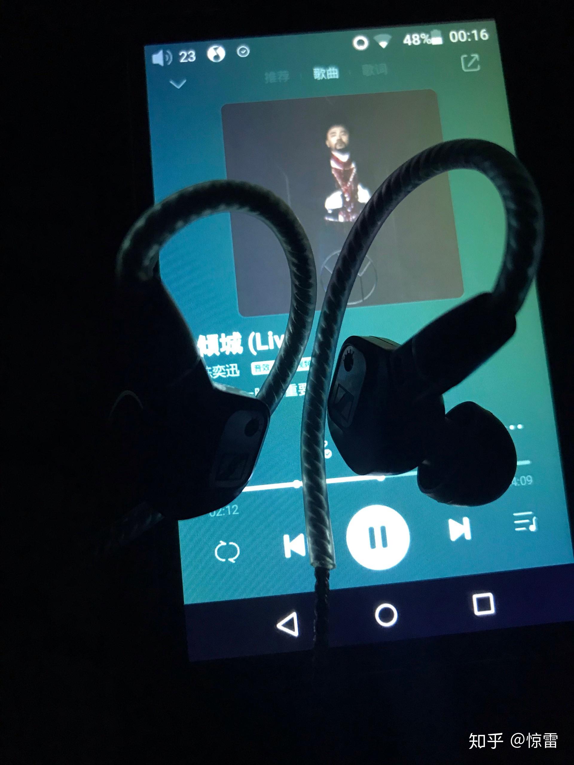 手机游戏耳机声音不对称_手机耳机打游戏左右声音反的_手机玩游戏耳机左右声道反了