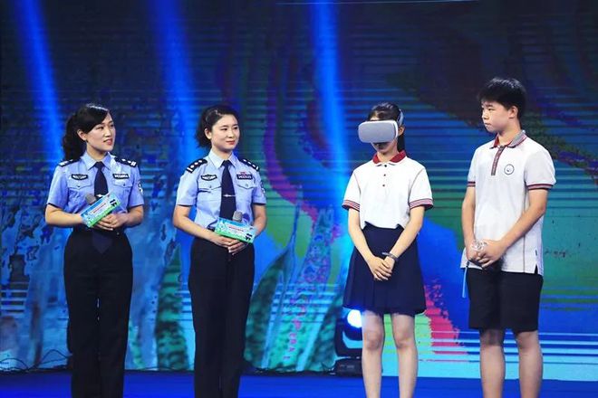 游客吓npc_给客人做饭手机版_手机游戏 吓走客人