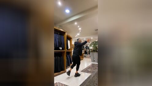 中年人跳的手机游戏_中年人的手机游戏_中年玩游戏